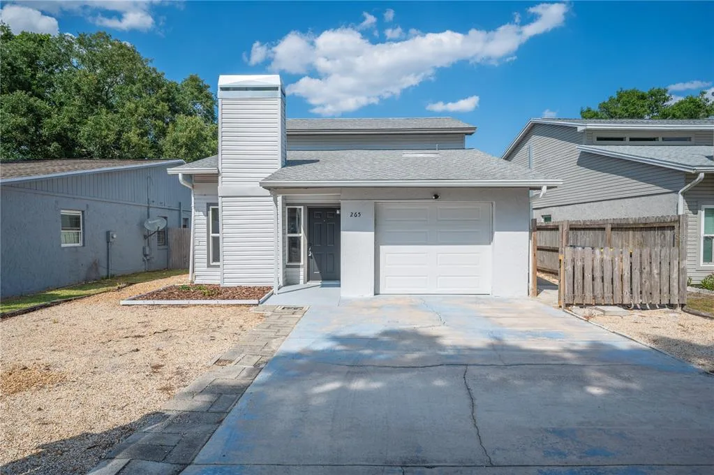 265 LAKE THOMAS DRIVE, WINTER HAVEN, FL 33880
