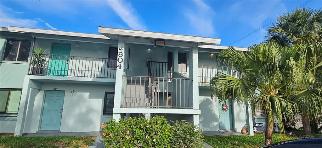 4904 VINCENNES COURT # 209, CAPE CORAL, FL 33904
