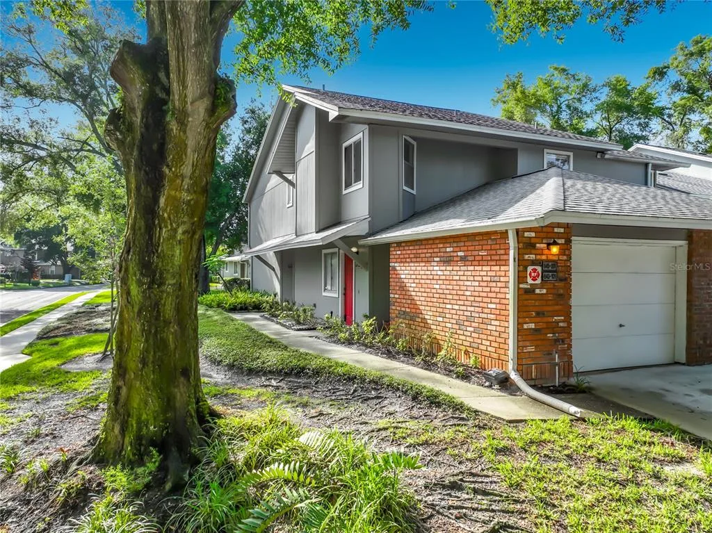 645 LAUREL OAK LANE # 201, ALTAMONTE SPRINGS, FL 32701