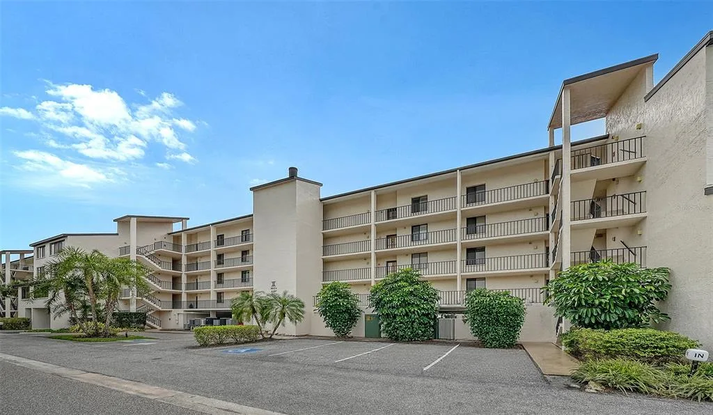 6287 MIDNIGHT PASS ROAD # 103, SARASOTA, FL 34242