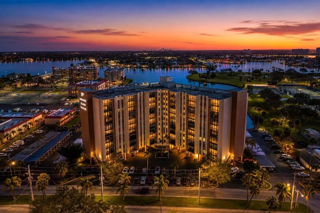10355 PARADISE BOULEVARD # 211, TREASURE ISLAND, FL 33706