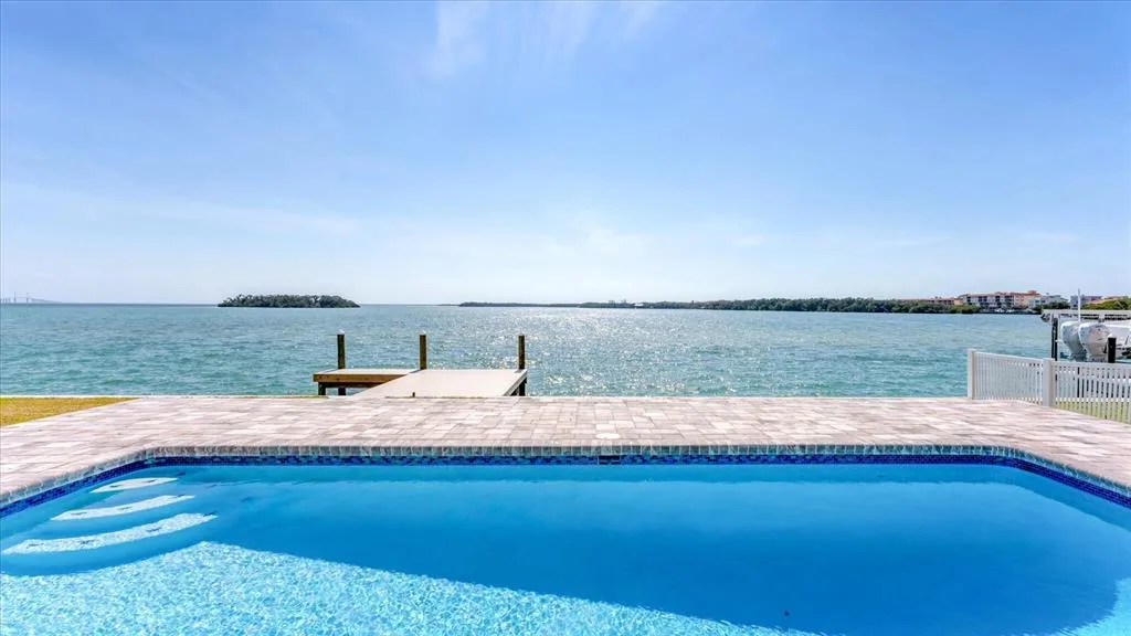 120 SANDS POINT DRIVE, TIERRA VERDE, FL 33715