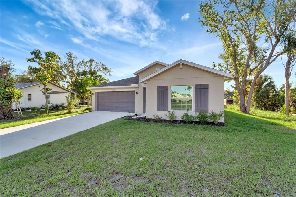 1207 SHEEHAN BOULEVARD, PORT CHARLOTTE, FL 33952