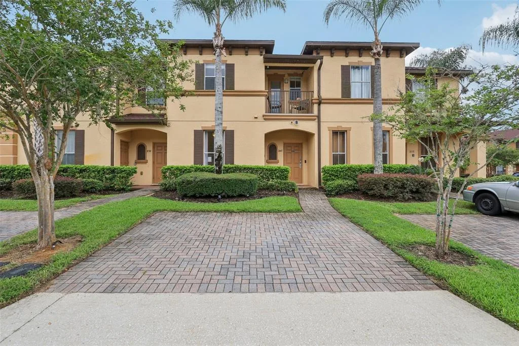 247 CALABRIA AVENUE, DAVENPORT, FL 33897