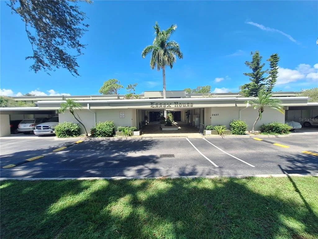 2437 HARBOR BOULEVARD # 202, PORT CHARLOTTE, FL 33952