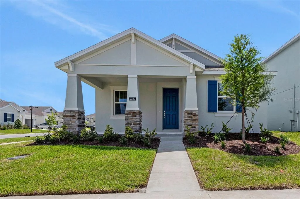 5237 WAYPOINTE BOULEVARD, APOPKA, FL 32712
