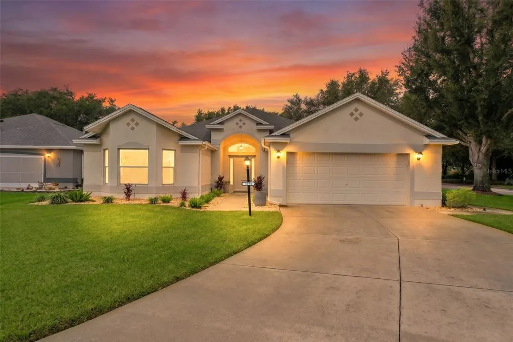 3194 KEARNS CORNER, THE VILLAGES, FL 32162