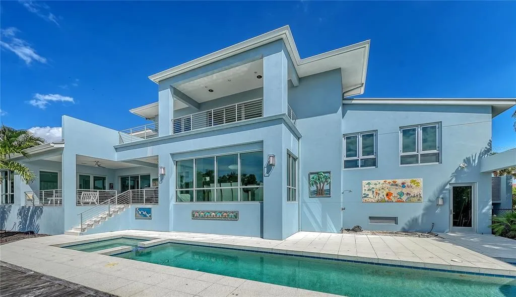 705 JUNGLE QUEEN WAY, LONGBOAT KEY, FL 34228