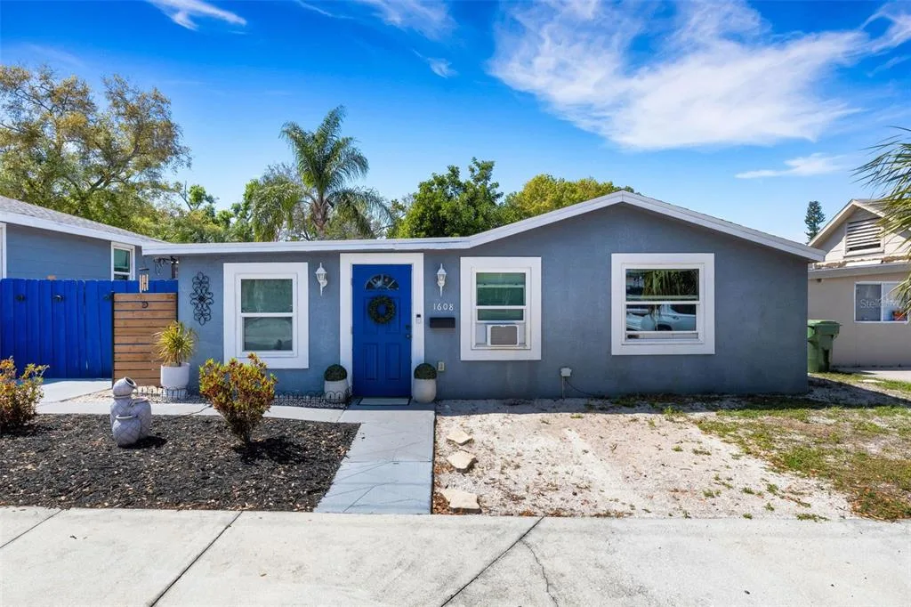 1608, 1610, 1612 11TH STREET W, BRADENTON, FL 34205