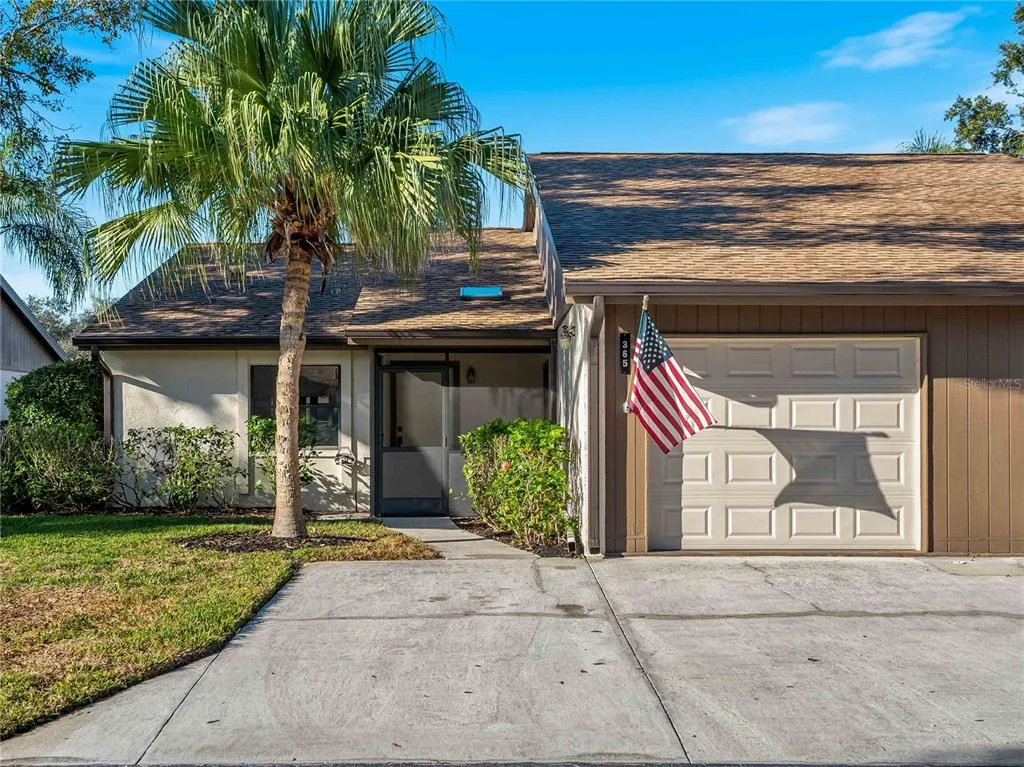 365 OAK HILL WAY # 32, SARASOTA, FL 34232