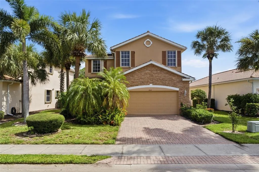 2513 KEYSTONE LAKE DRIVE, CAPE CORAL, FL 33909