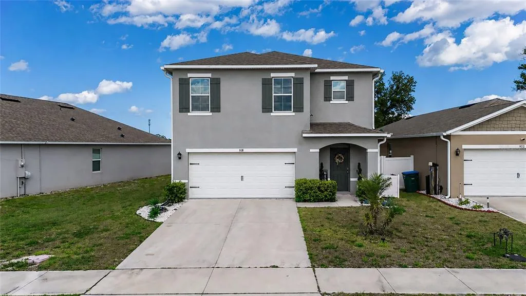 928 AUGUST SKY DRIVE, DELTONA, FL 32738