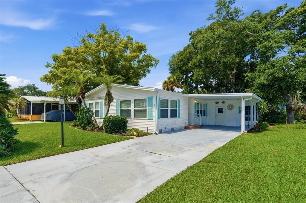 304 PORTSIDE LANE, EDGEWATER, FL 32141