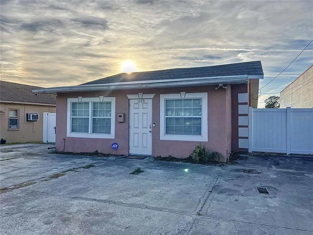1109 5TH STREET SW, WINTER HAVEN, FL 33880