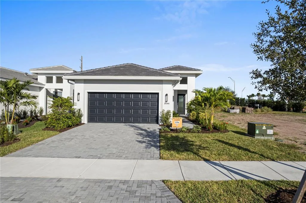 18366 ROCKPORT PLACE, LAKEWOOD RANCH, FL 34211