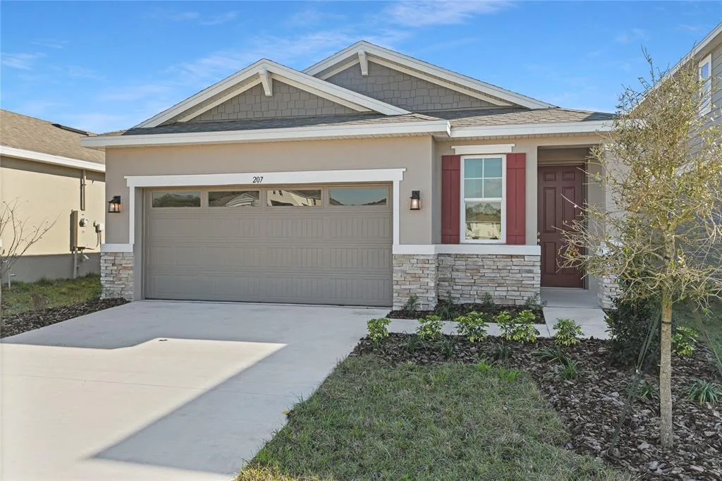 207 BULL FROG LANE, UMATILLA, FL 32784