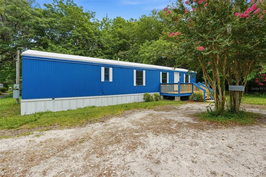 1212 NE 1ST AVENUE, WILLISTON, FL 32696