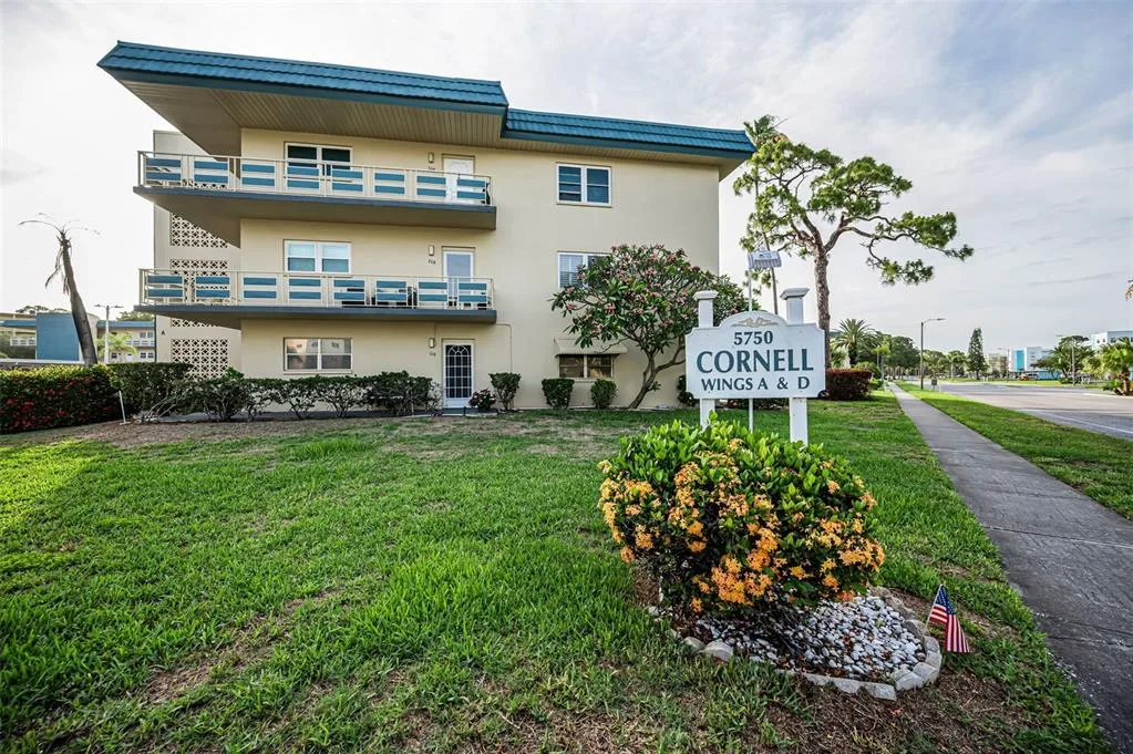 5750 80TH STREET N # D101, ST PETERSBURG, FL 33709
