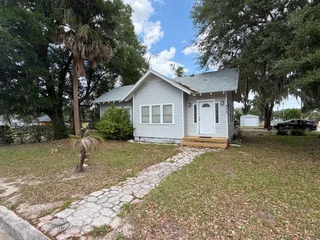 373 E WALDO STREET, GROVELAND, FL 34736