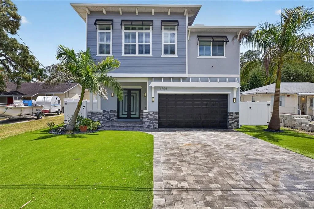 6706 S STERLING AVENUE, TAMPA, FL 33611