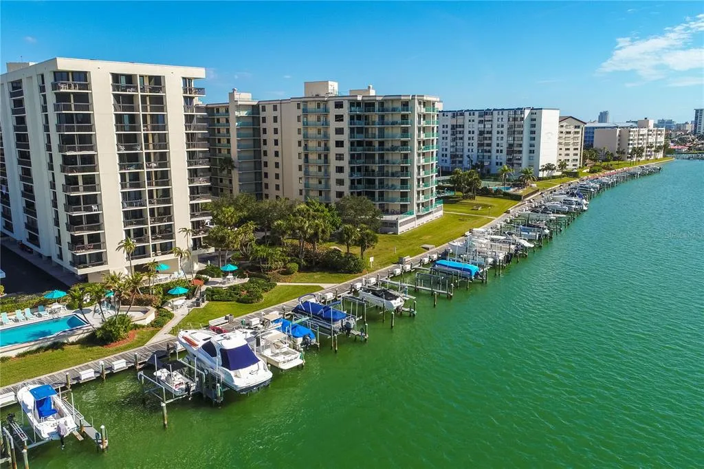 690 ISLAND WAY # 408, CLEARWATER BEACH, FL 33767