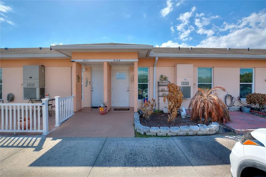 5109 CLUB CIRCLE, LAKE WALES, FL 33898