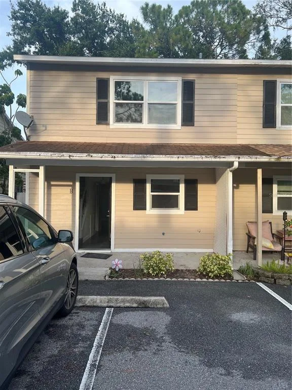 152 DOUGLAS ROAD W # B, OLDSMAR, FL 34677