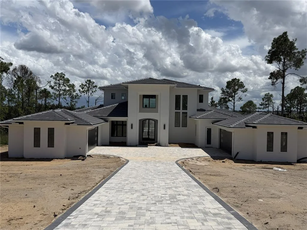 16123 PENDIO DRIVE, BELLA COLLINA, FL 34756