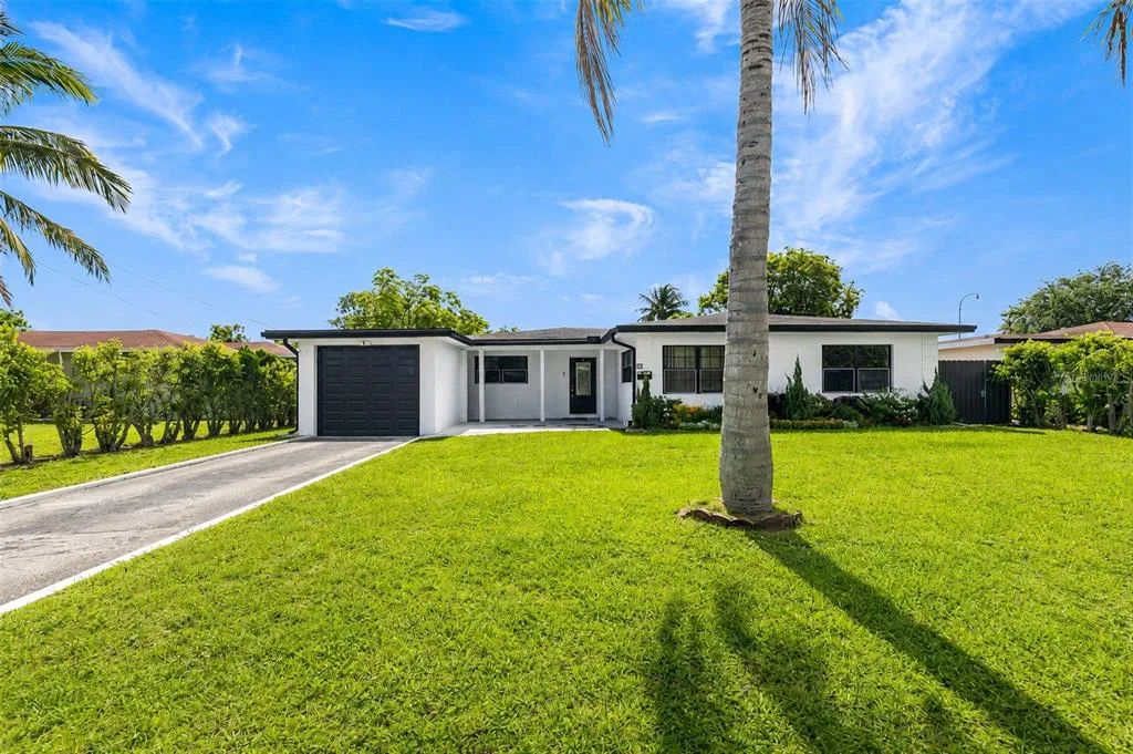 24 NW 42ND TERRACE, PLANTATION, FL 33317