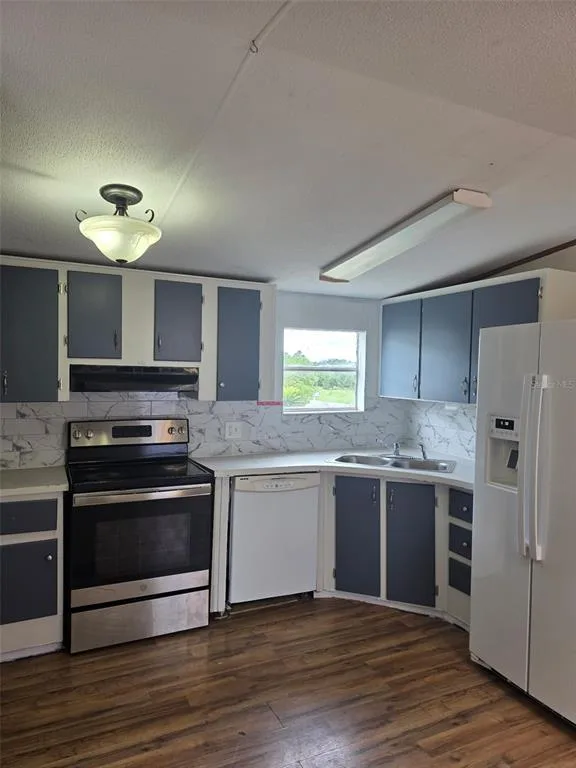 2544 EL DORADO AVENUE, AVON PARK, FL 33825