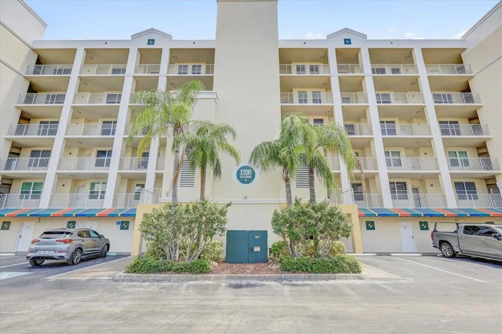 1200 COUNTRY CLUB DRIVE # 3405, LARGO, FL 33771