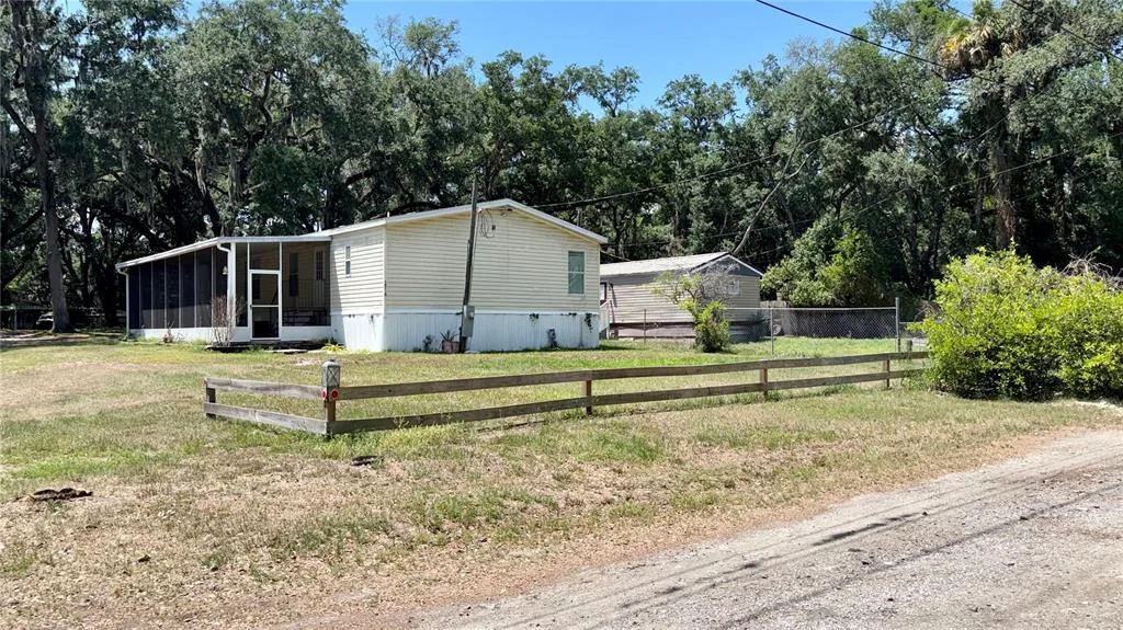 19112 IVERSON ROAD, LUTZ, FL 33559