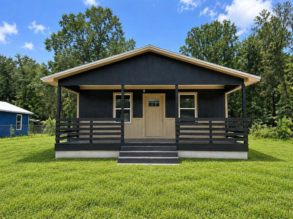 4839 CR 686, WEBSTER, FL 33597