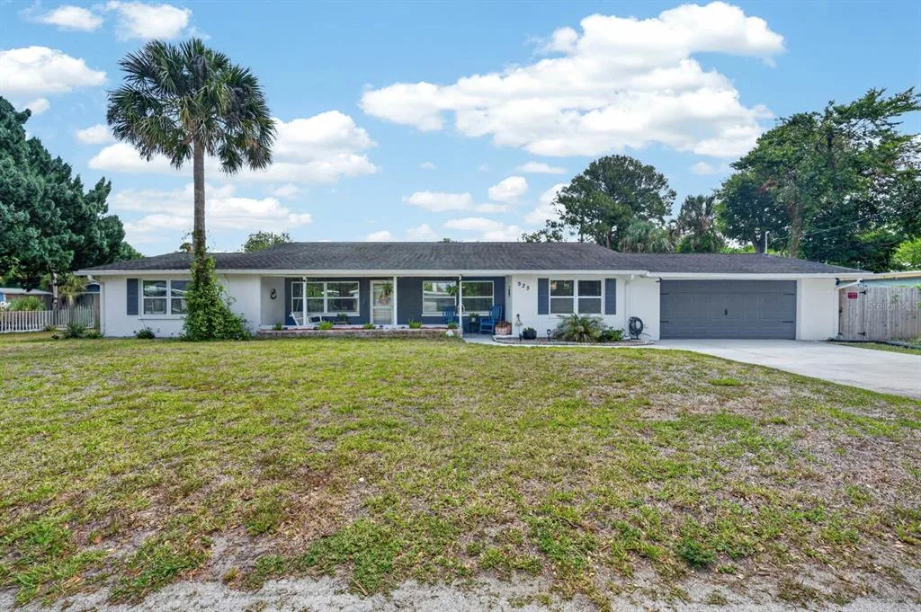 925 FLAGLER AVENUE, EDGEWATER, FL 32132