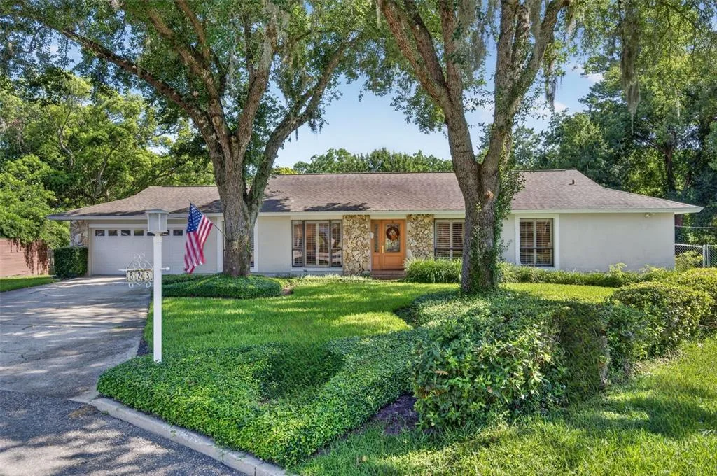 823 WOODS COURT, MAITLAND, FL 32751
