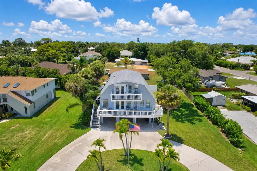 1194 LINDEN ROAD, VENICE, FL 34293