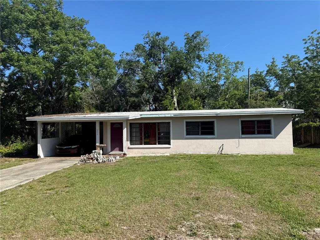 202 FAIRMONT DRIVE, SANFORD, FL 32773