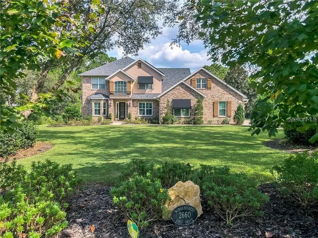2660 WINNEMISSETT OAKS DRIVE, DELAND, FL 32724