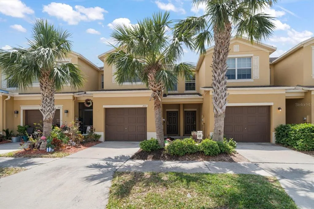 2011 HAWKS VIEW DRIVE, RUSKIN, FL 33570
