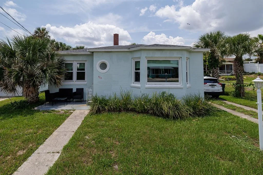 532 HILLSIDE AVENUE, DAYTONA BEACH, FL 32118
