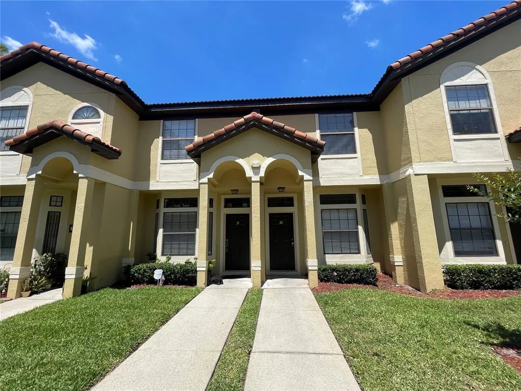 6007 SCOTCHWOOD GLEN # 32, ORLANDO, FL 32822