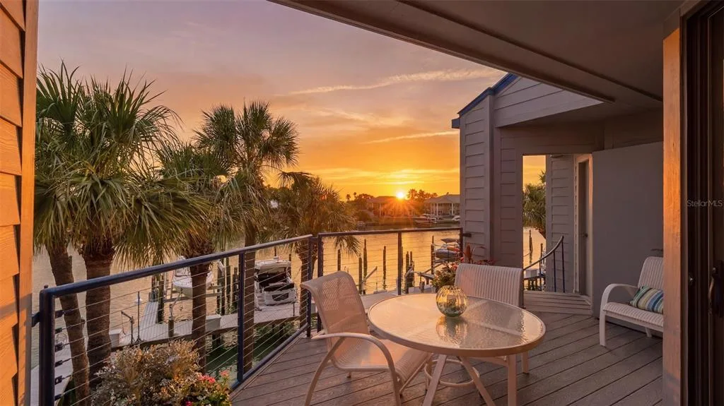 910 PINELLAS BAYWAY S # 201, TIERRA VERDE, FL 33715