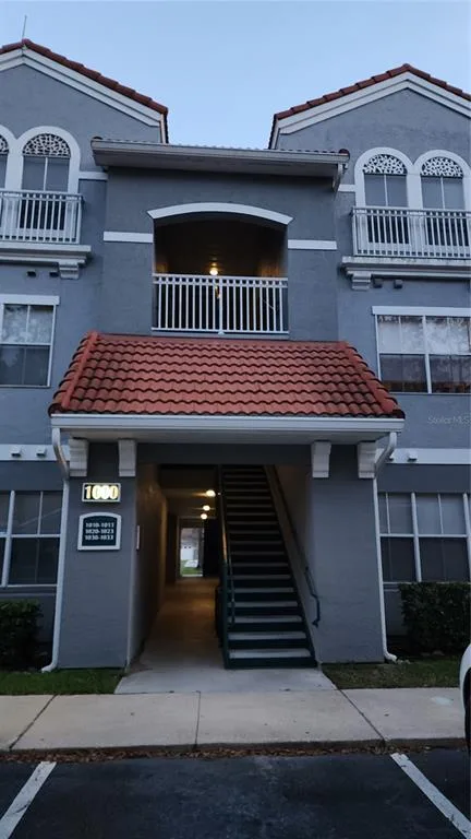 18001 RICHMOND PLACE DRIVE # 1033, TAMPA, FL 33647