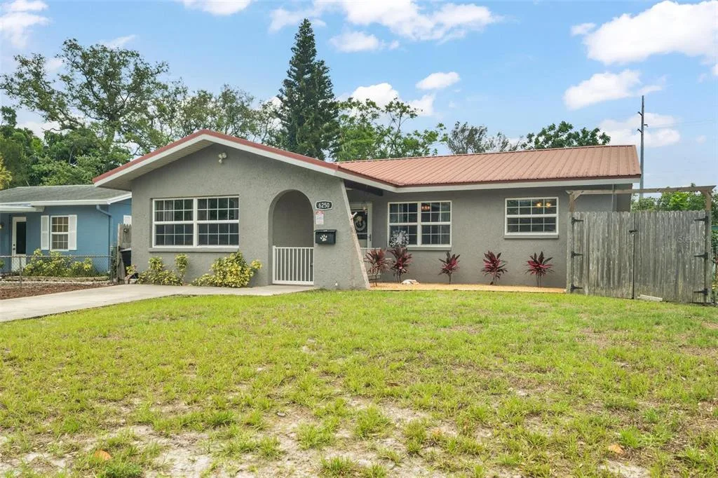 6250 5TH AVENUE S, ST PETERSBURG, FL 33707