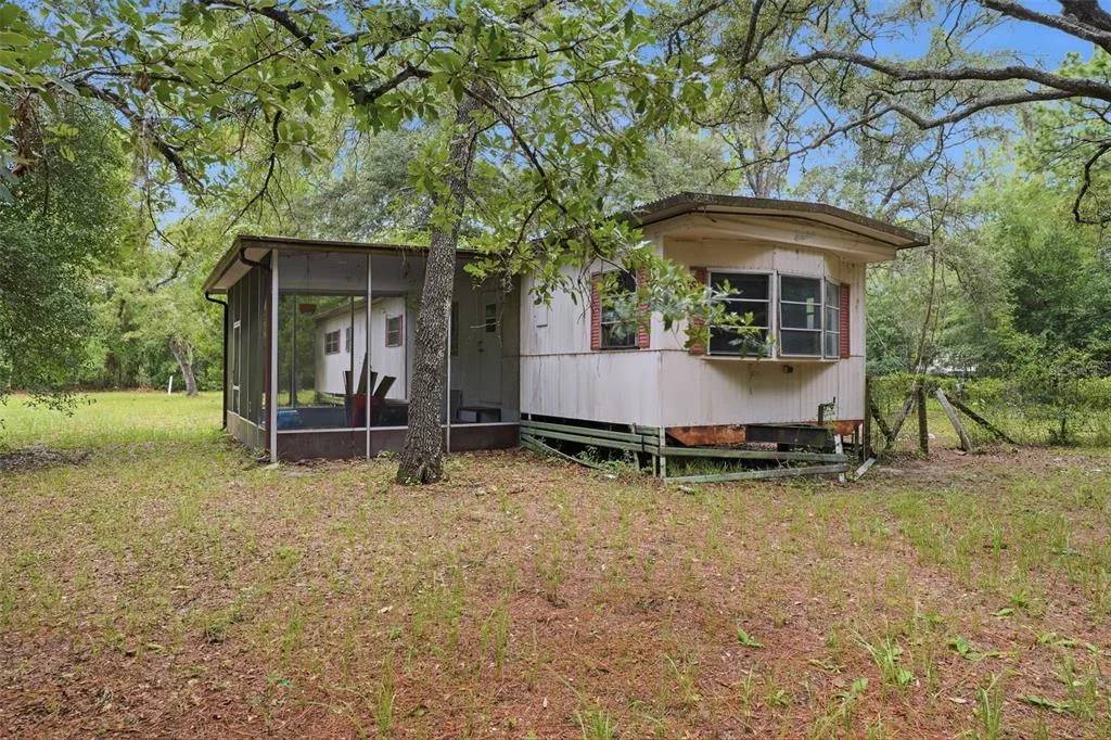 1821 N SHIREY POINT, INVERNESS, FL 34453