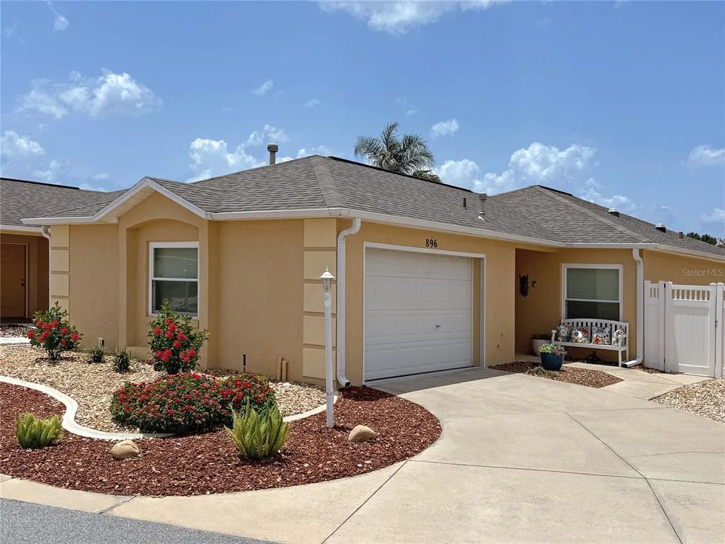 896 RADCLIFE BEREA PLACE, THE VILLAGES, FL 32162
