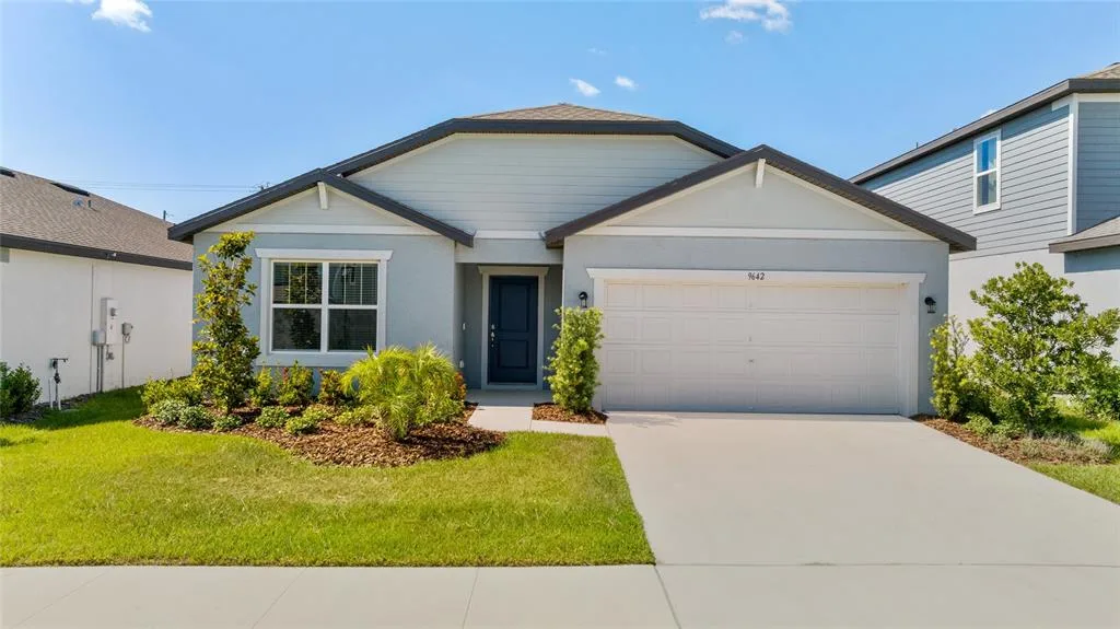 9642 SUMMERS CAY CIRCLE, THONOTOSASSA, FL 33592
