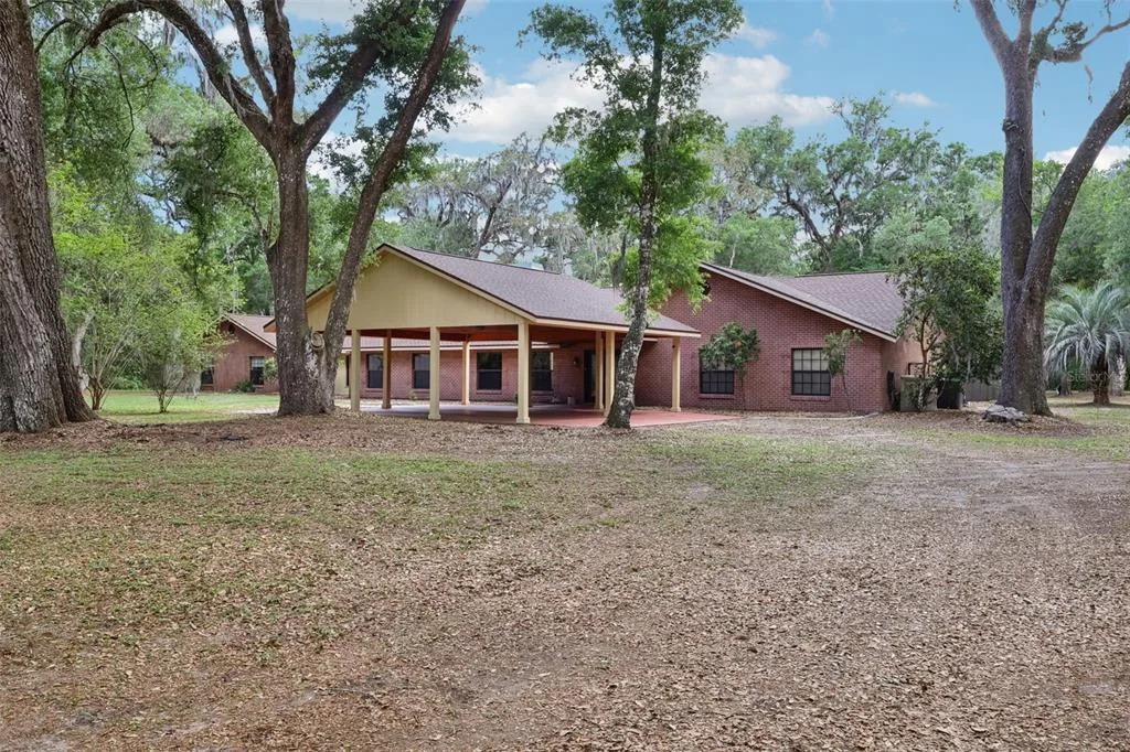 2685 CR 564, BUSHNELL, FL 33513
