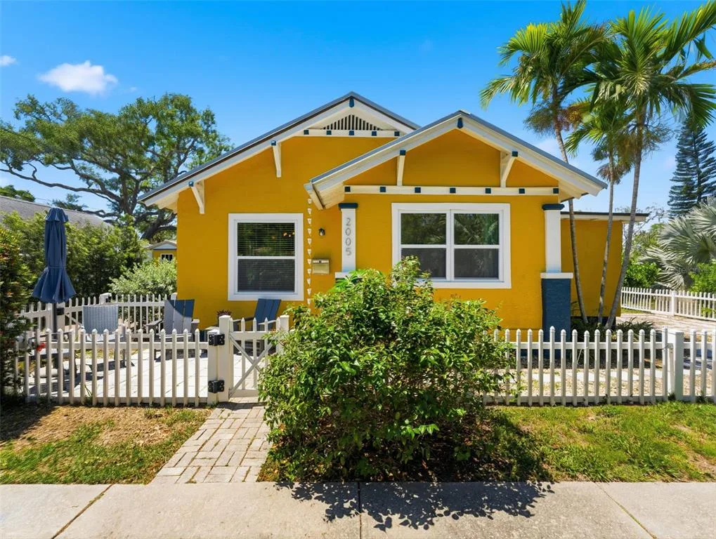 2005 3RD STREET S, ST PETERSBURG, FL 33705
