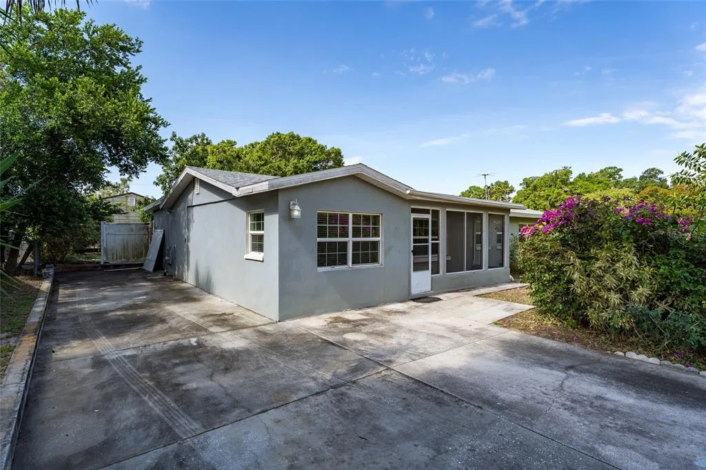 540 W COLUMBIA STREET, LAKE ALFRED, FL 33850